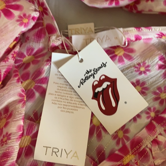 Triya x Rolling Stones Dress - Picture 7 of 7